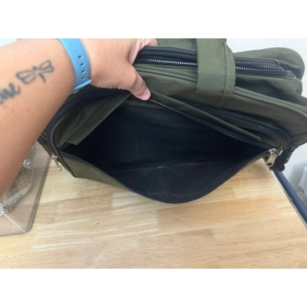 Tommy Hilfiger Messenger Bag Olive Green Canvas Laptop Briefcase Travel Bag